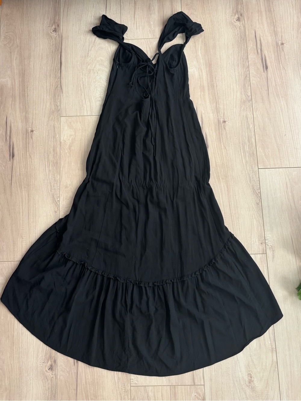 Urban Outfitters Siren Black Midi Dress - Picture 2 of 4